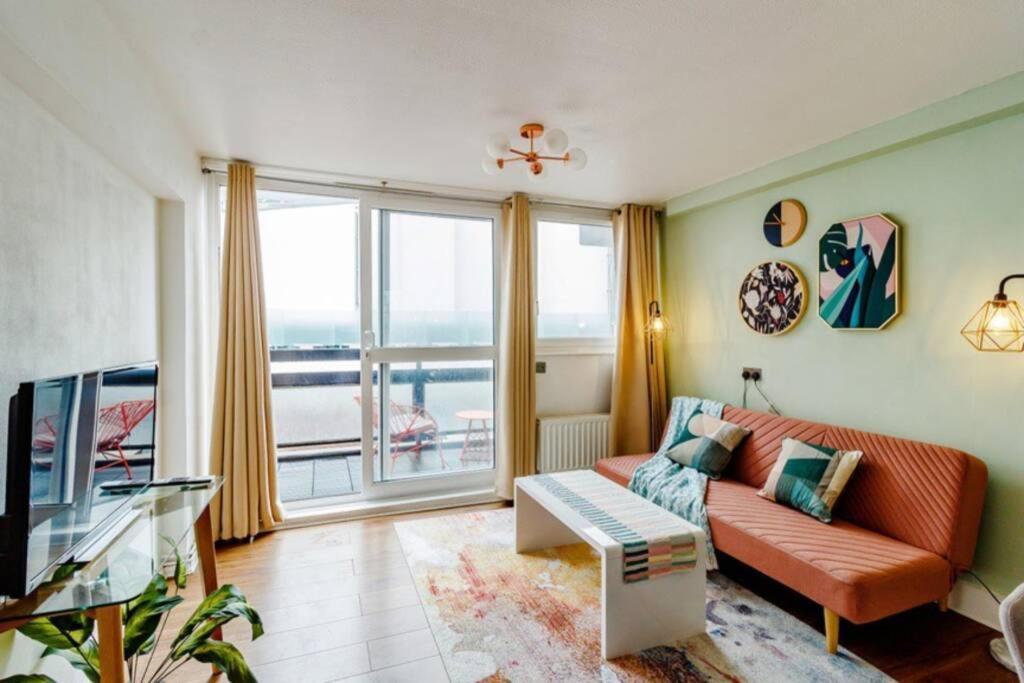 Super Spacious 2 Bedroom Apt 20Mn From Central. London Ngoại thất bức ảnh